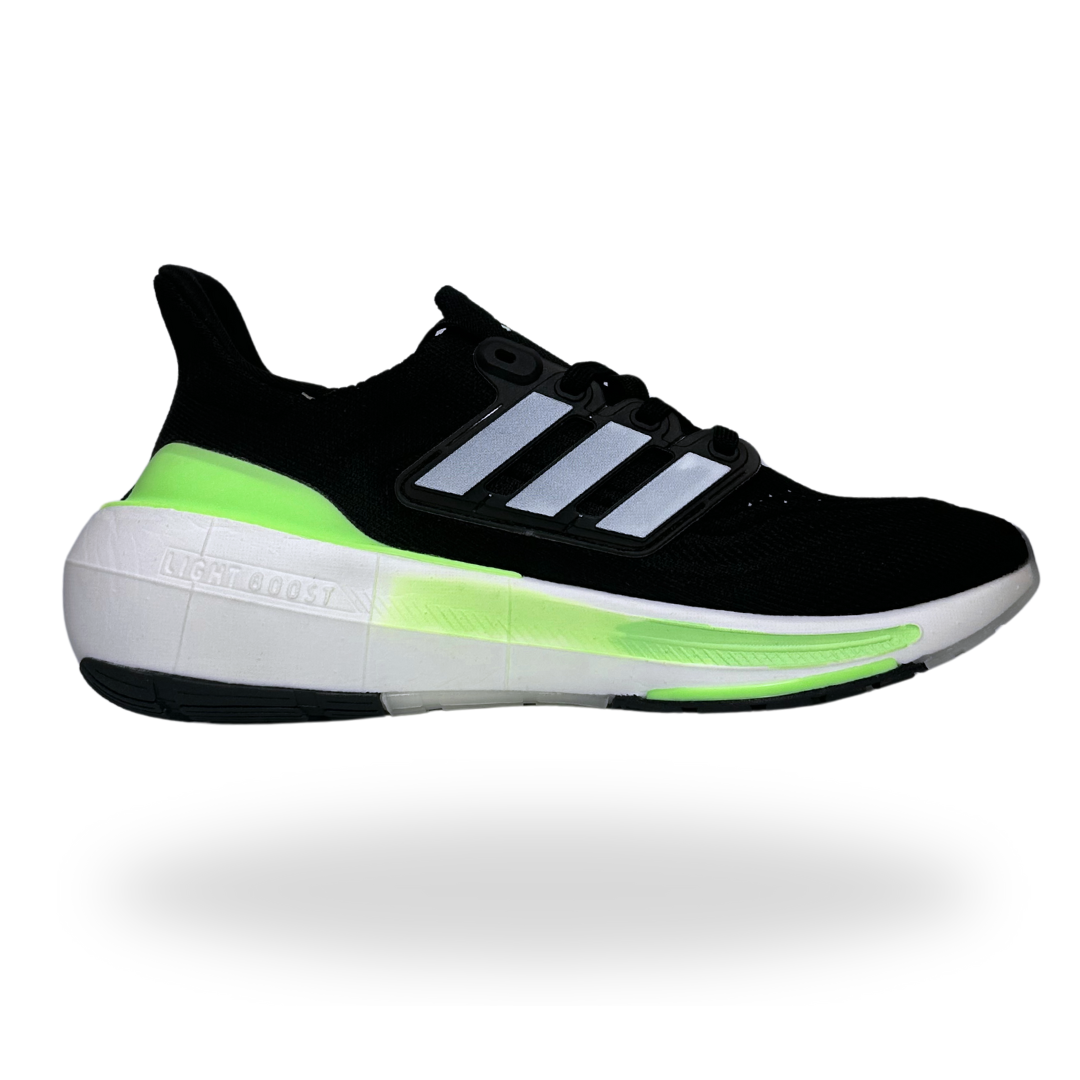 AD Ultraboost light