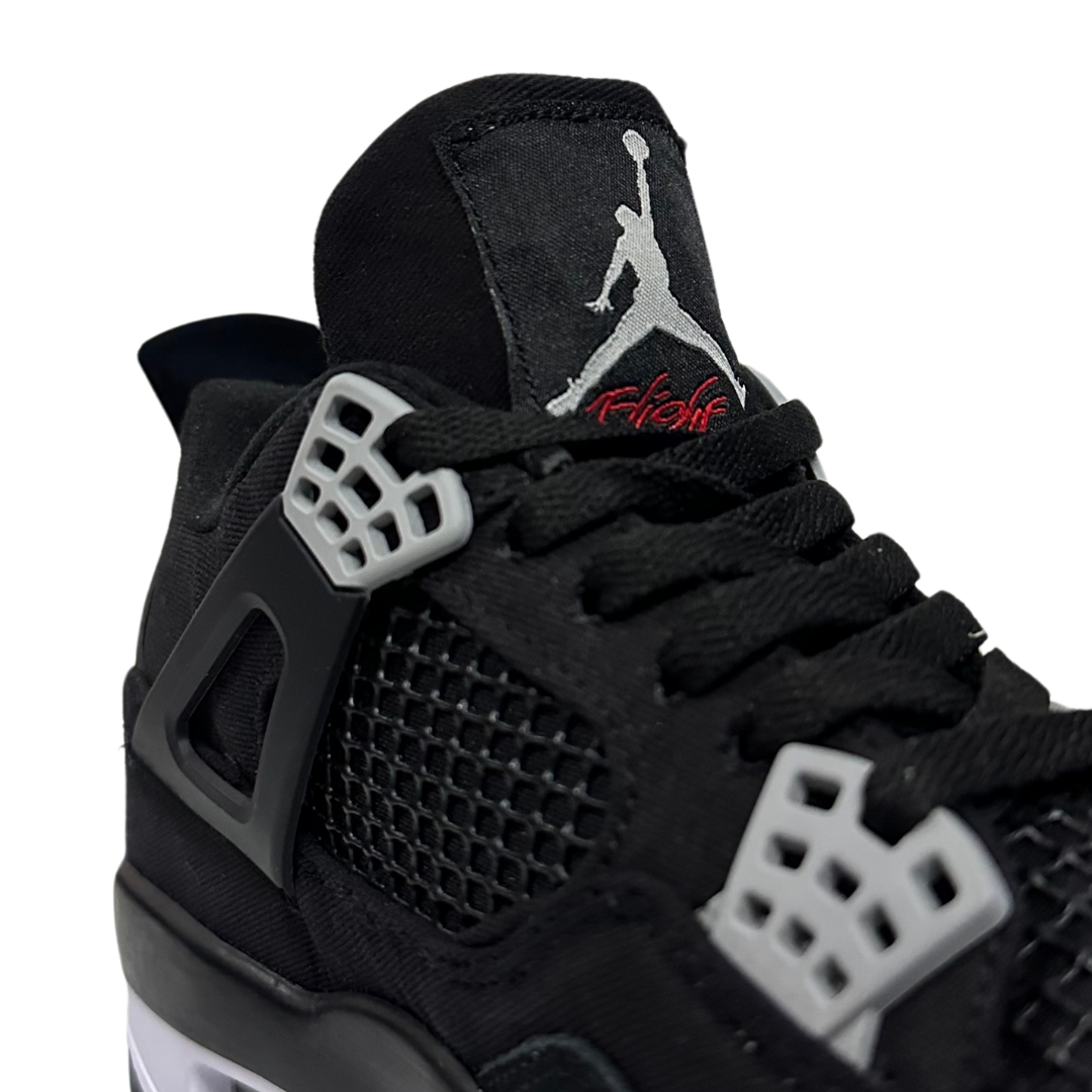 Air Jordan Retro 4