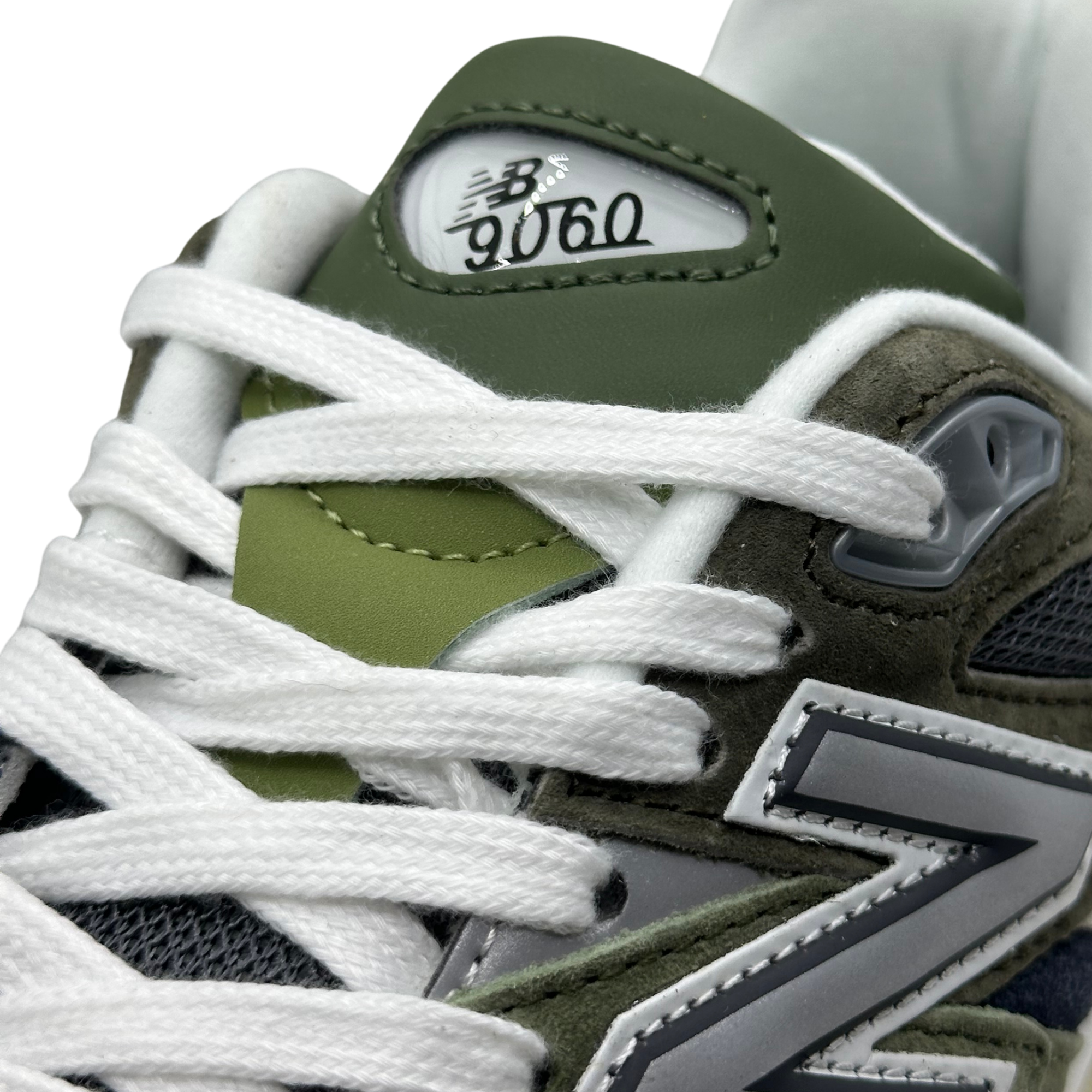NB 9060 (Premium ++)