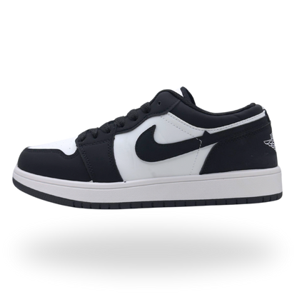 Swoosh Everyday Sneaker