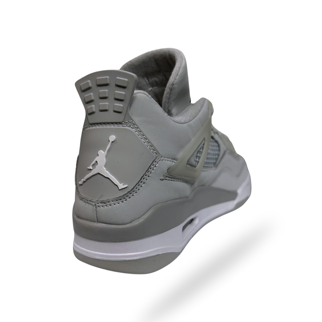 Air Jordan Retro 4