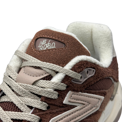 NB 9060 (Premium ++)