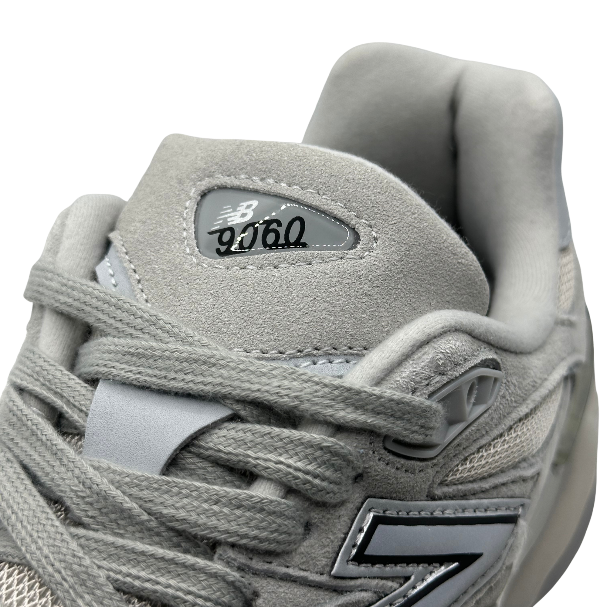 NB 9060 (Premium ++)