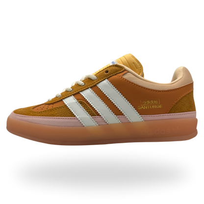 Ad Gazelle Indoor Caso Rojo x Bad Bunny (Premium ++)