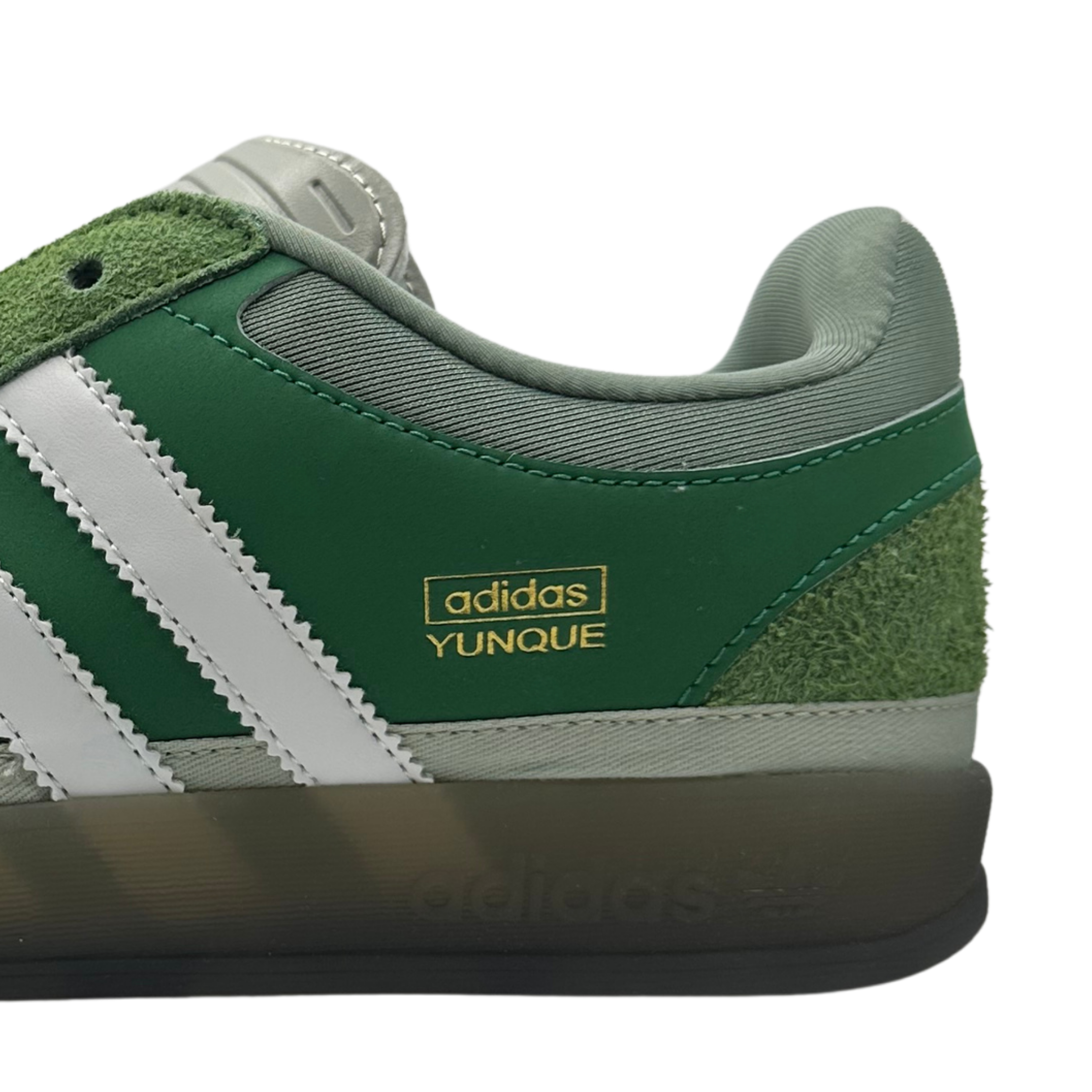 Ad Gazelle Indoor Yunque x Bad Bunny (Premium ++)