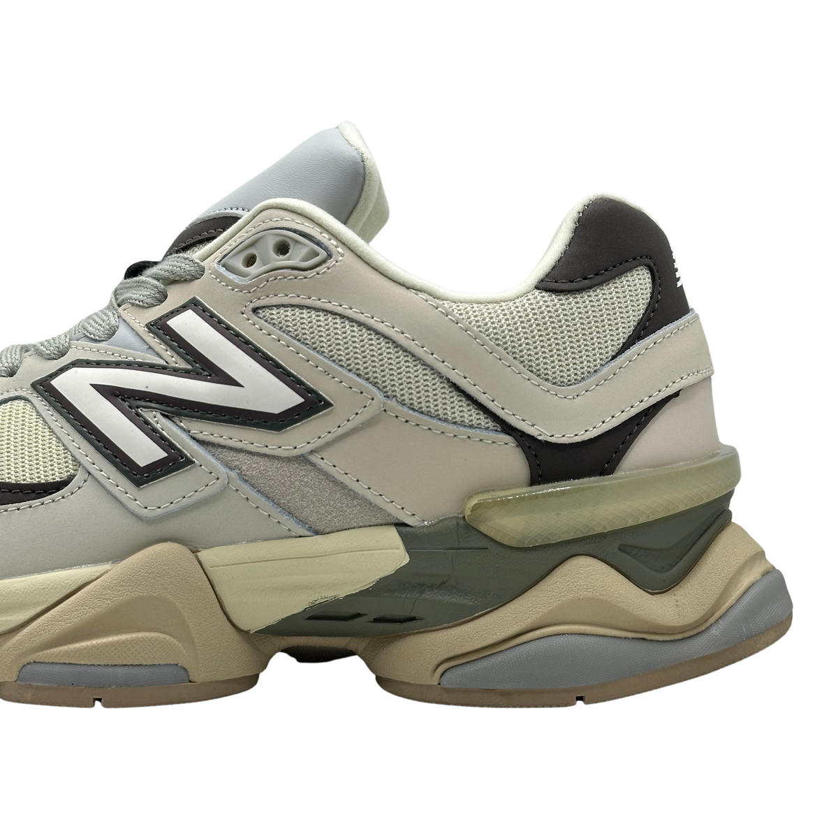 NB 9060 (Premium ++)